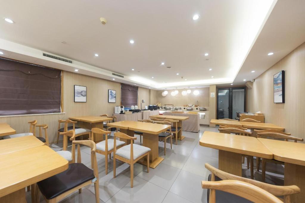 Ji Hotel Hangzhou Xihu Fengqi Road Exterior photo