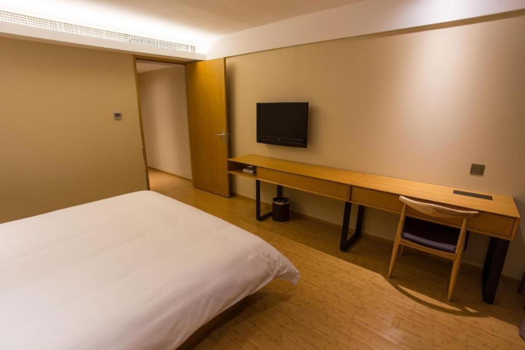Ji Hotel Hangzhou Xihu Fengqi Road Exterior photo